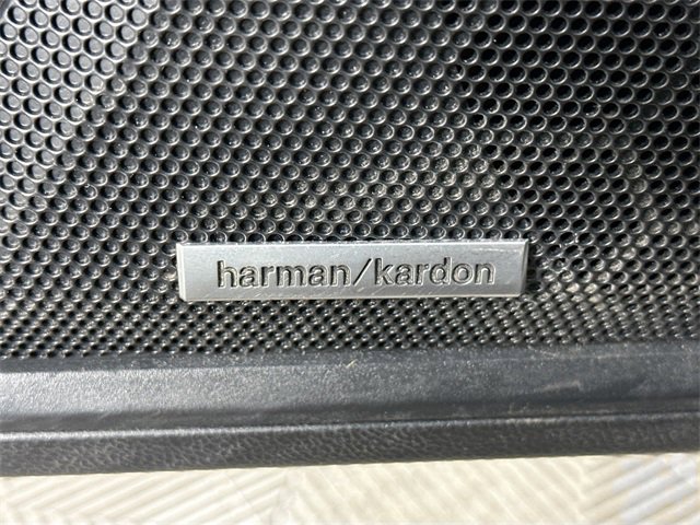 Used 2022 Subaru Outback Touring XT image 19