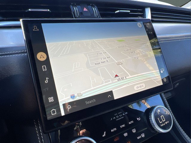 Used 2024 Jaguar F-PACE R-Dynamic S image 26