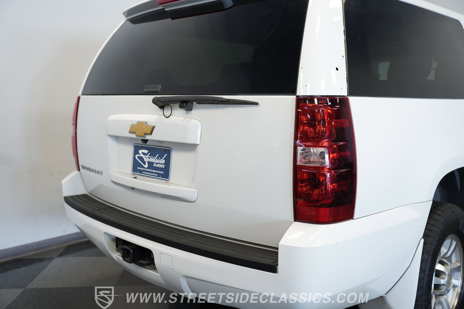 Used 2012 Chevrolet Suburban 2500 w/ Skid Plate Package image 30