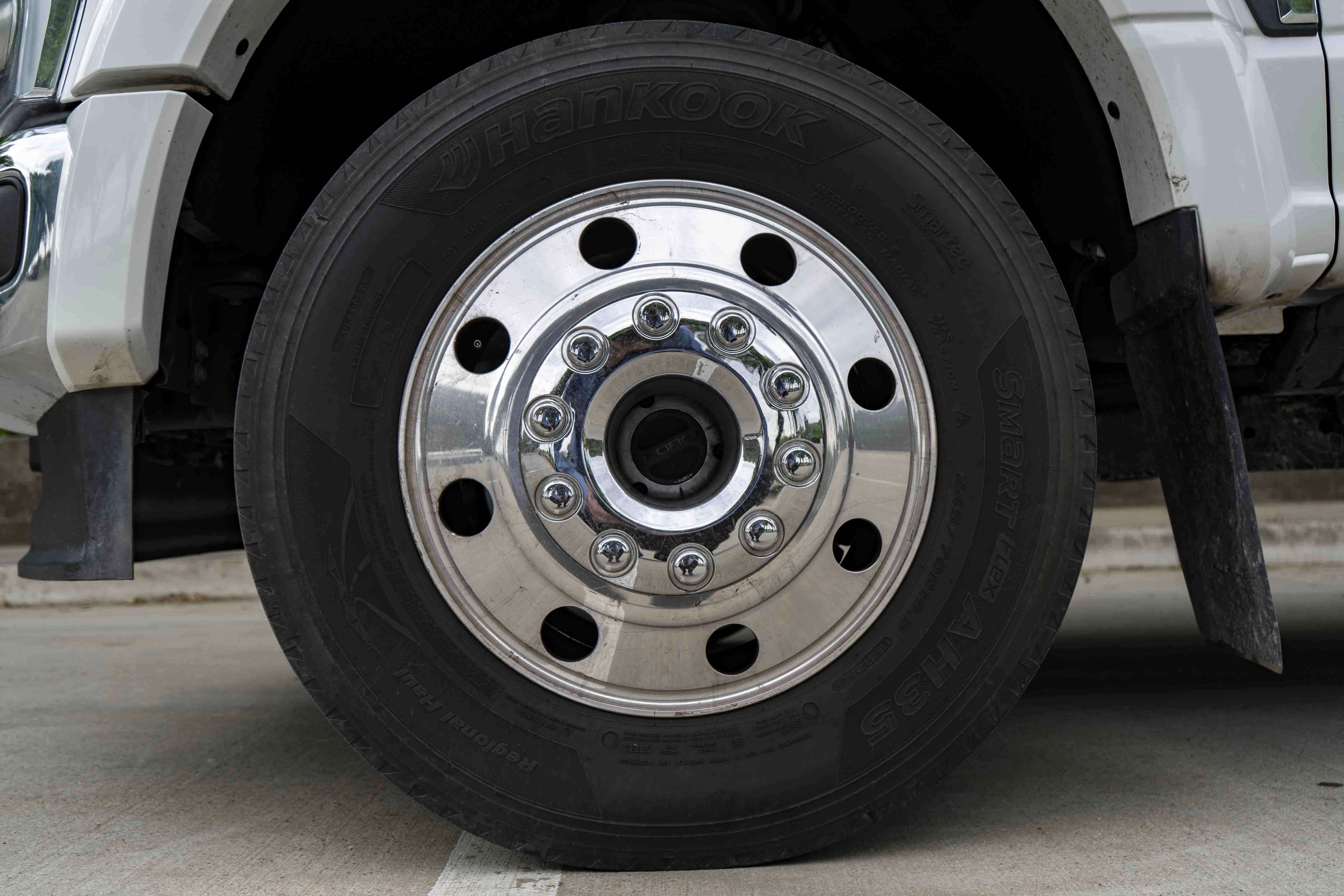 Used 2025 Ford F450 Lariat w/ Lariat Ultimate Package AWD/4WD image 14