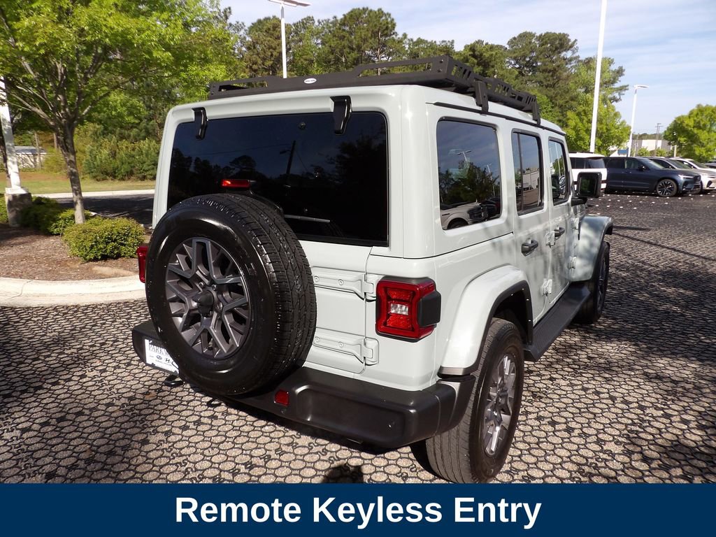 Used 2024 Jeep Wrangler Sahara w/ Technology Group AWD/4WD image 6