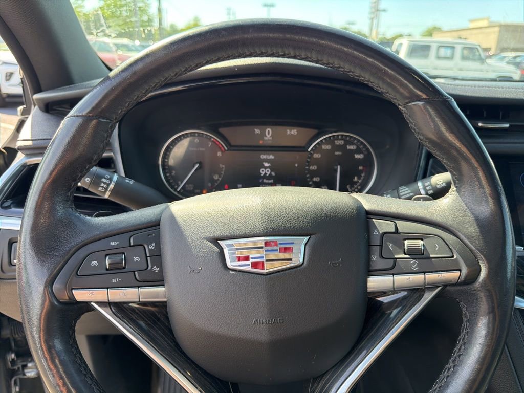 Used 2022 Cadillac XT6 Premium Luxury image 23