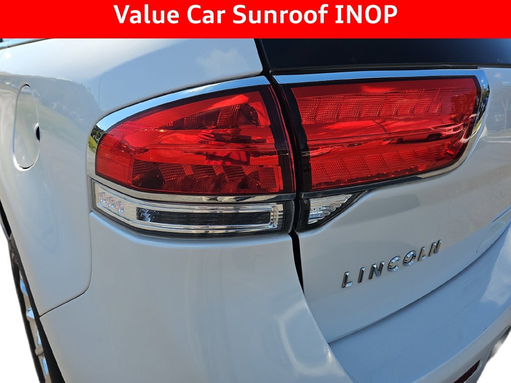 Used 2014 Lincoln MKX FWD w/ Equipment Group 102A image 32