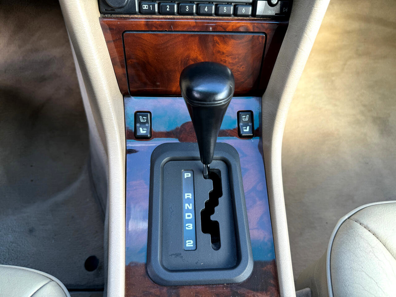 Used 1995 Mercedes-Benz E 320 Convertible image 12