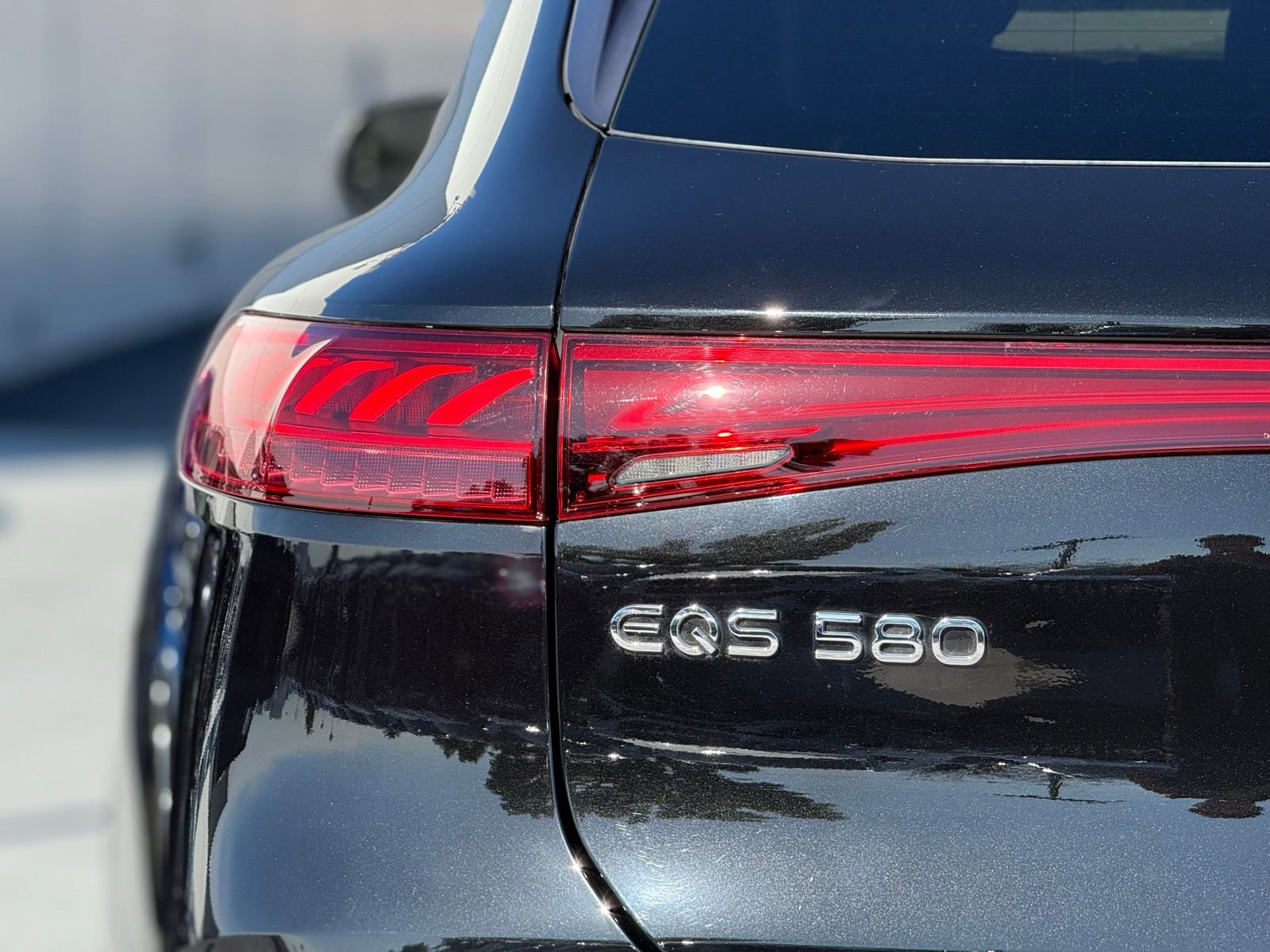 Certified 2023 Mercedes-Benz EQS 580 4MATIC SUV image 9