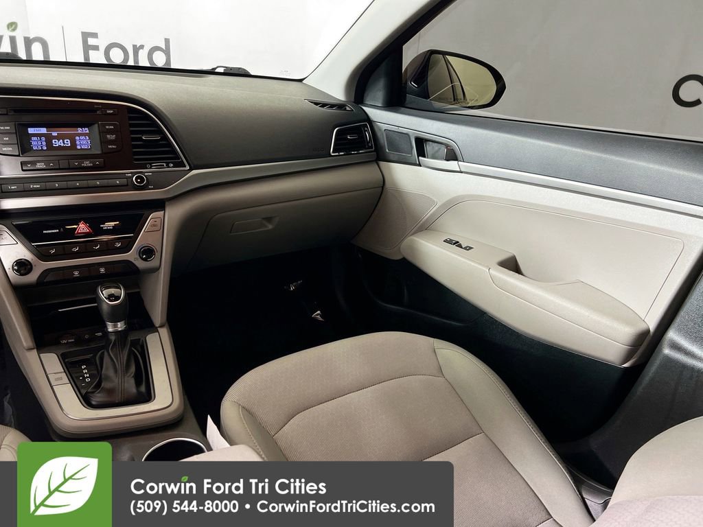 Used 2017 Hyundai Elantra SE image 24