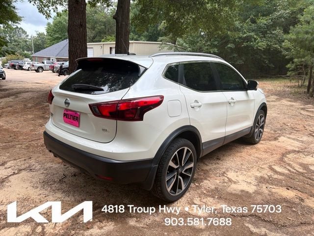Used 2018 Nissan Rogue Sport SL w/ SL Premium Package FWD image 11