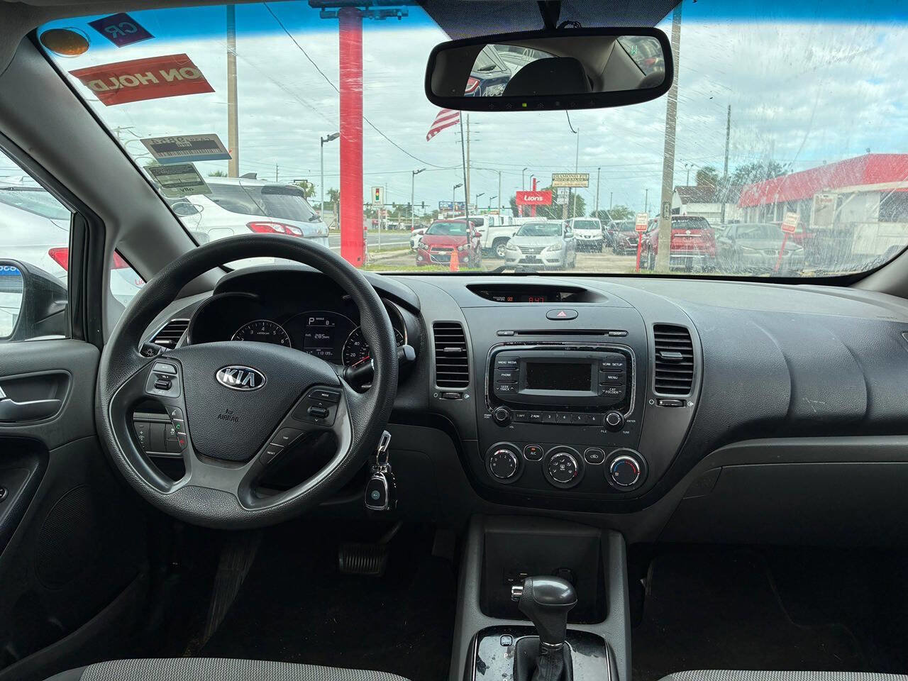 Used 2017 Kia Forte LX FWD image 8