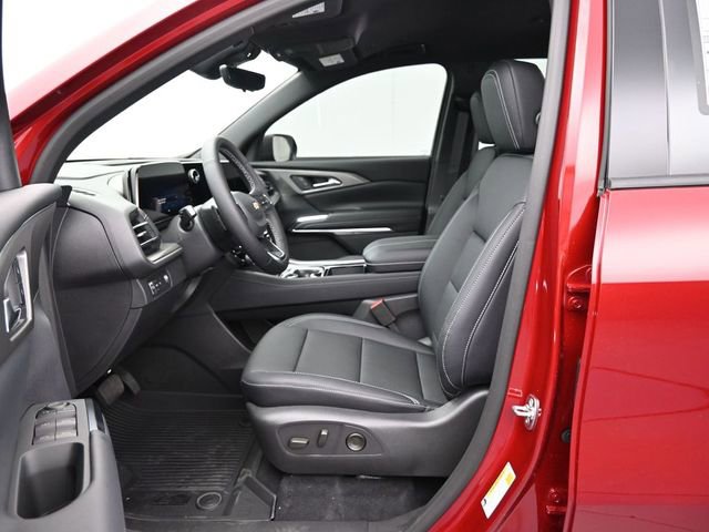 New 2026 Chevrolet Traverse LT w/ Driver Confidence Package FWD image 32