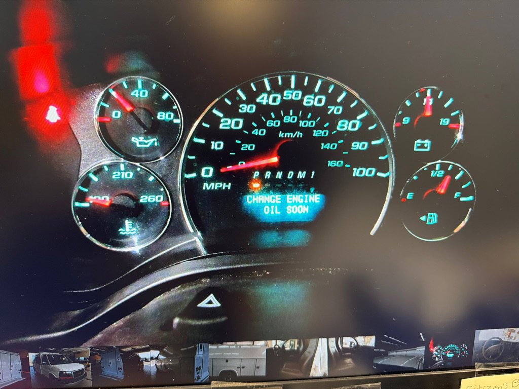 Used 2015 GMC Savana 3500 RWD image 10