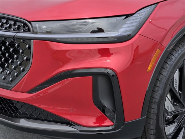 New 2026 Lincoln Nautilus Reserve image 8