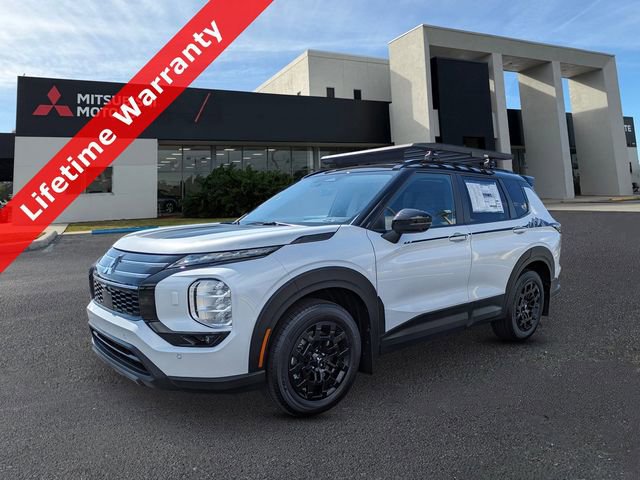 New 2025 Mitsubishi Outlander AWD