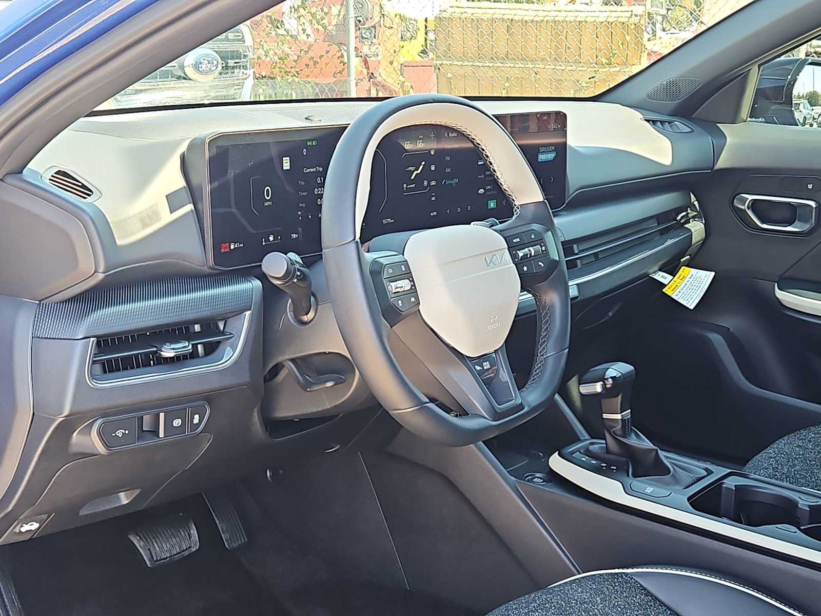 Certified 2025 Kia K4 EX FWD image 2