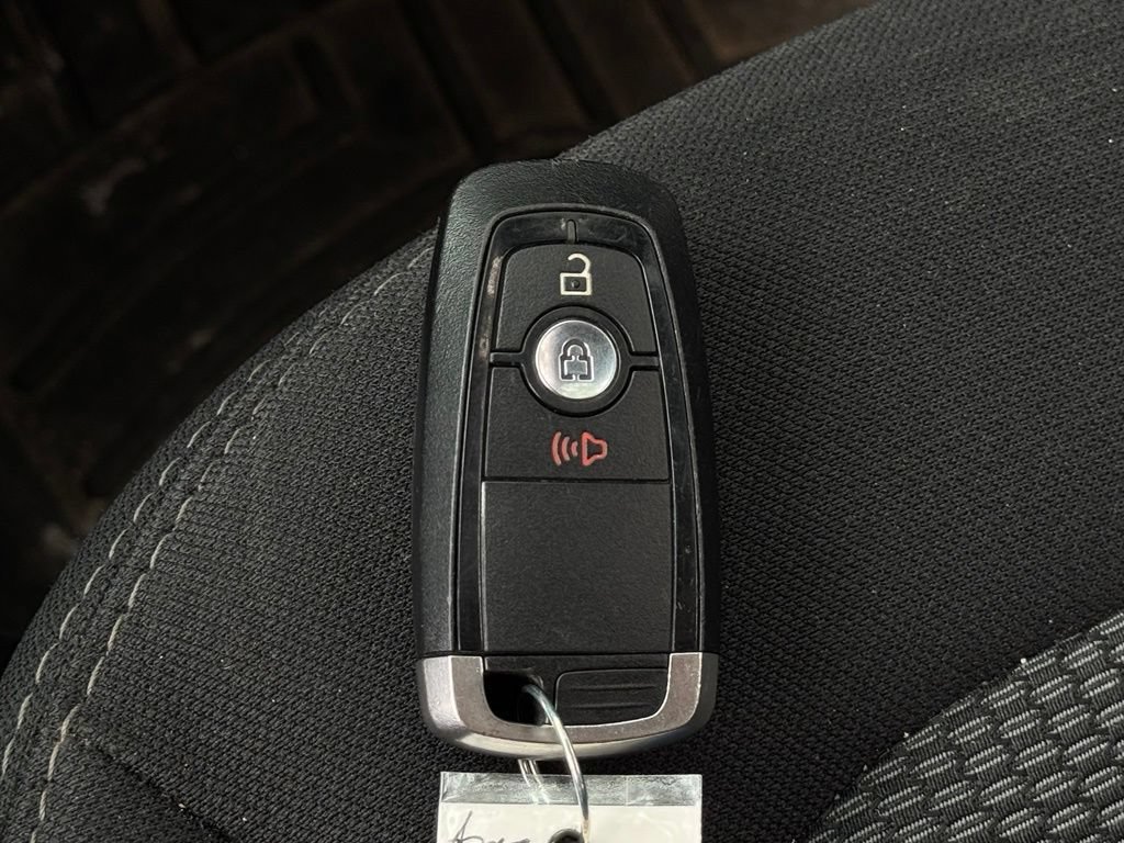 Used 2019 Ford Explorer XLT AWD/4WD image 33
