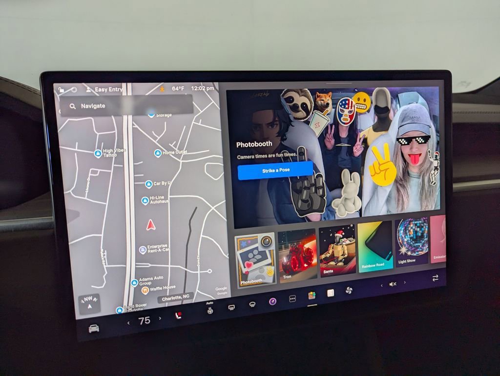 Used 2024 Tesla Model X image 42