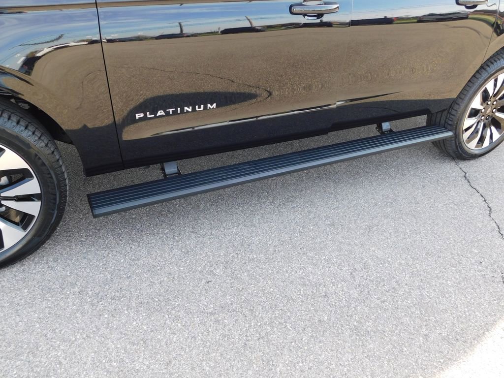 New 2026 Ford Expedition Max Platinum image 12
