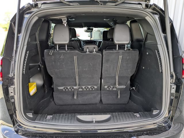 Used 2025 Chrysler Pacifica Select FWD image 27