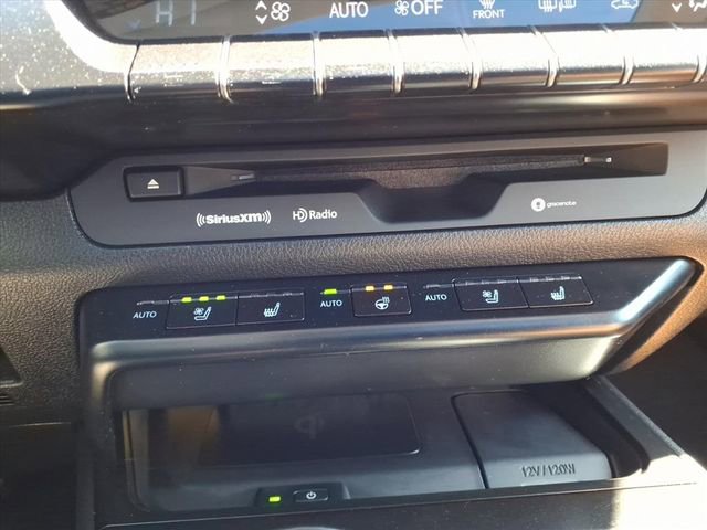 Used 2020 Lexus UX 250h 250h Base w/ Premium Package image 31