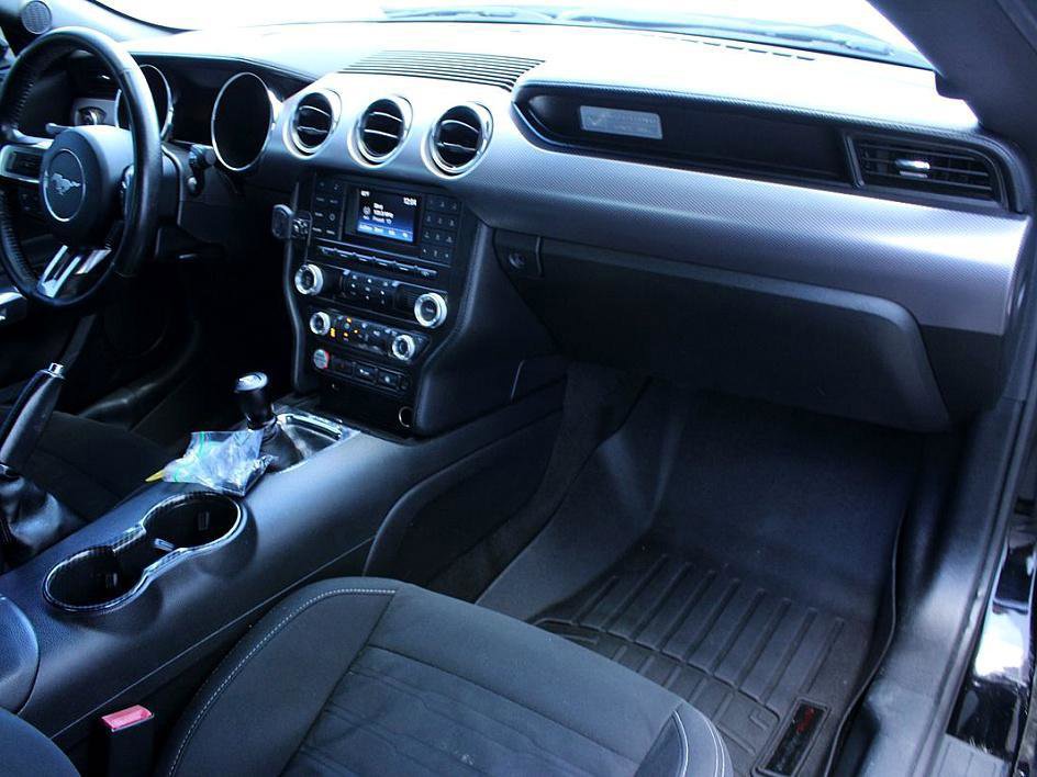Used 2016 Ford Mustang GT image 15