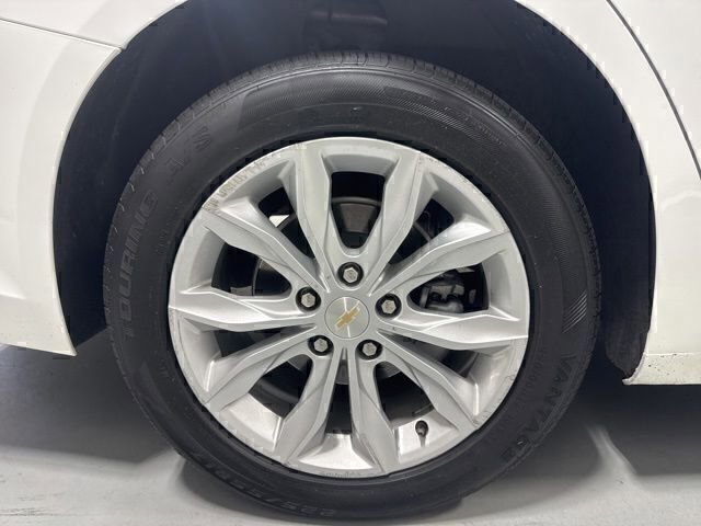 Used 2024 Chevrolet Malibu LT FWD image 6