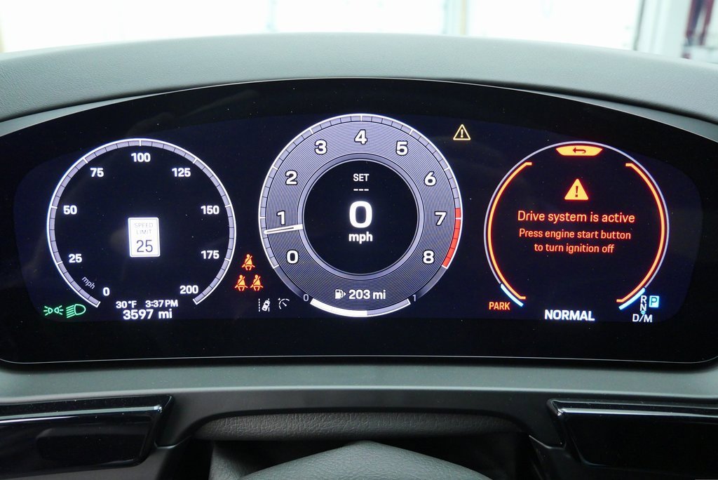 Used 2025 Porsche Cayenne GTS image 25