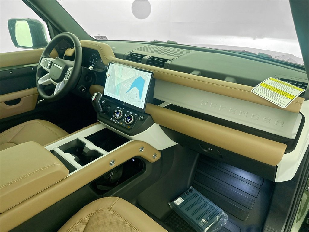 New 2026 Land Rover Defender 110 X-Dynamic SE image 29