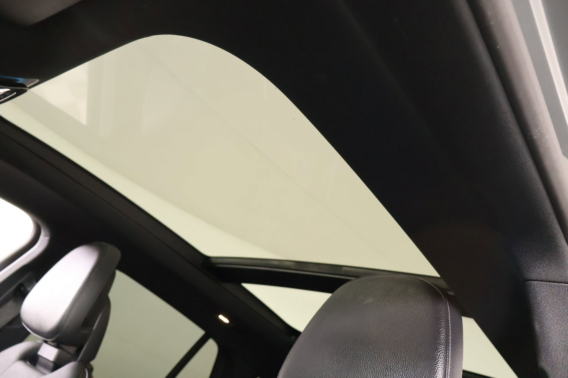 Used 2023 Mercedes-Benz EQE 350+ SUV image 14