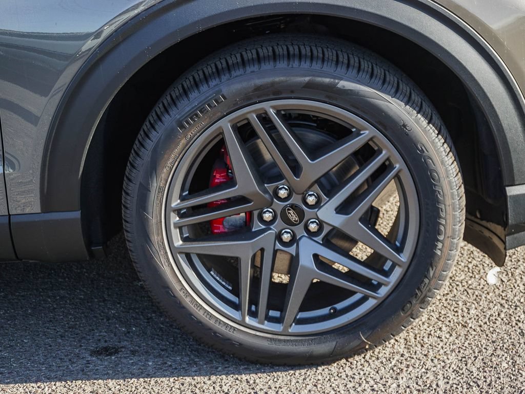 New 2026 Ford Explorer ST-Line w/ ST-Line Street Pack RWD image 9