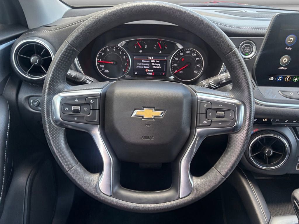 Used 2025 Chevrolet Blazer LT AWD/4WD image 12