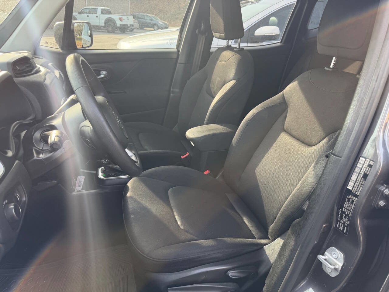 Used 2015 Ford Edge Titanium w/ Equipment Group 302A FWD image 28