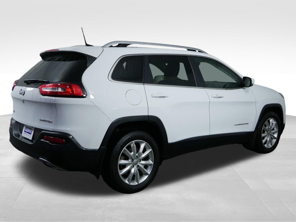 Used 2016 Jeep Cherokee Limited image 10