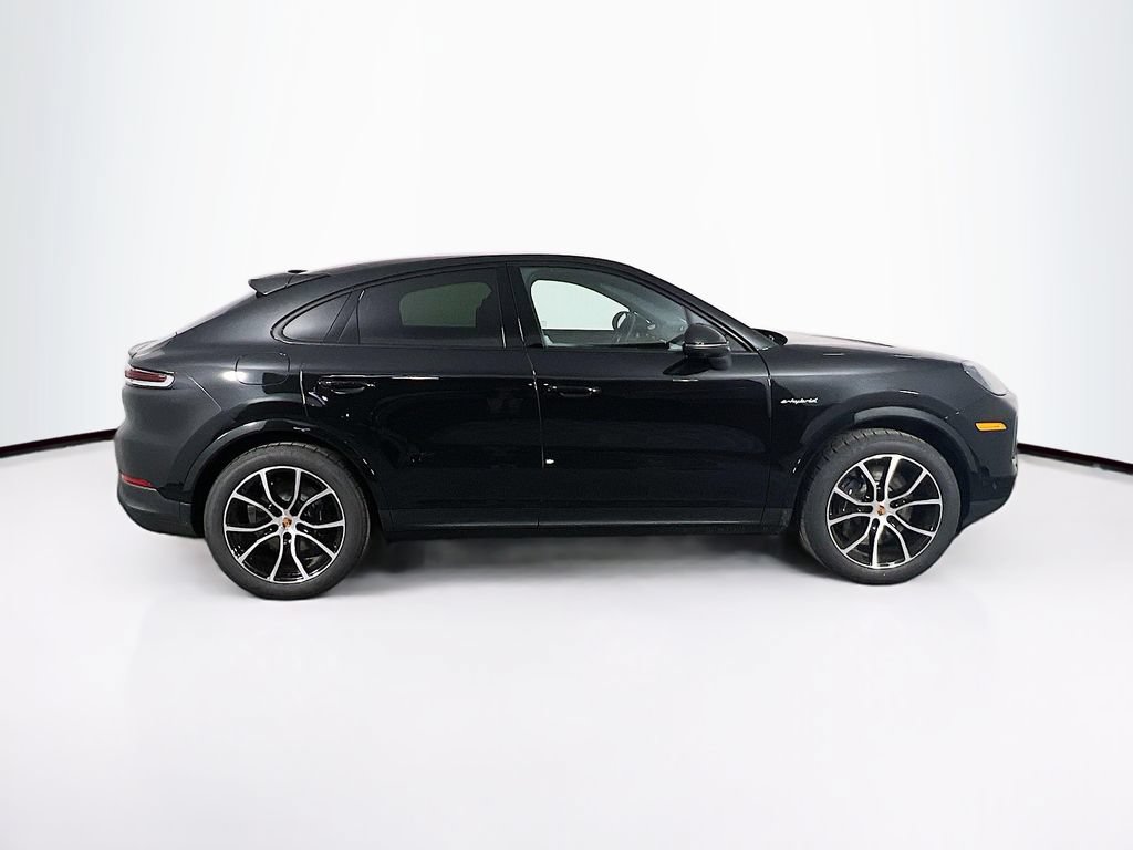 New 2026 Porsche Cayenne E-Hybrid Coupe AWD/4WD image 8