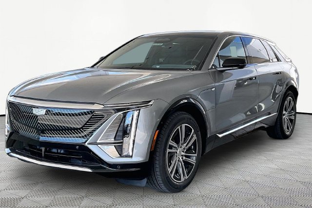 New 2027 Cadillac Lyriq Luxury RWD image 3