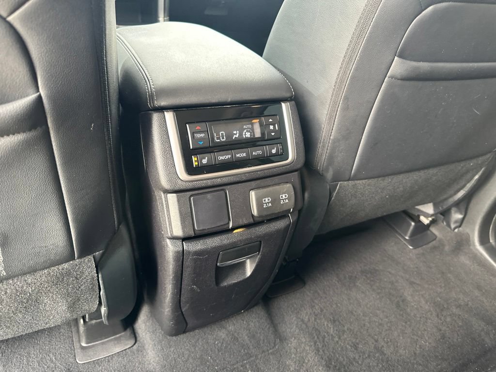 Used 2022 Subaru Ascent Limited AWD/4WD image 28