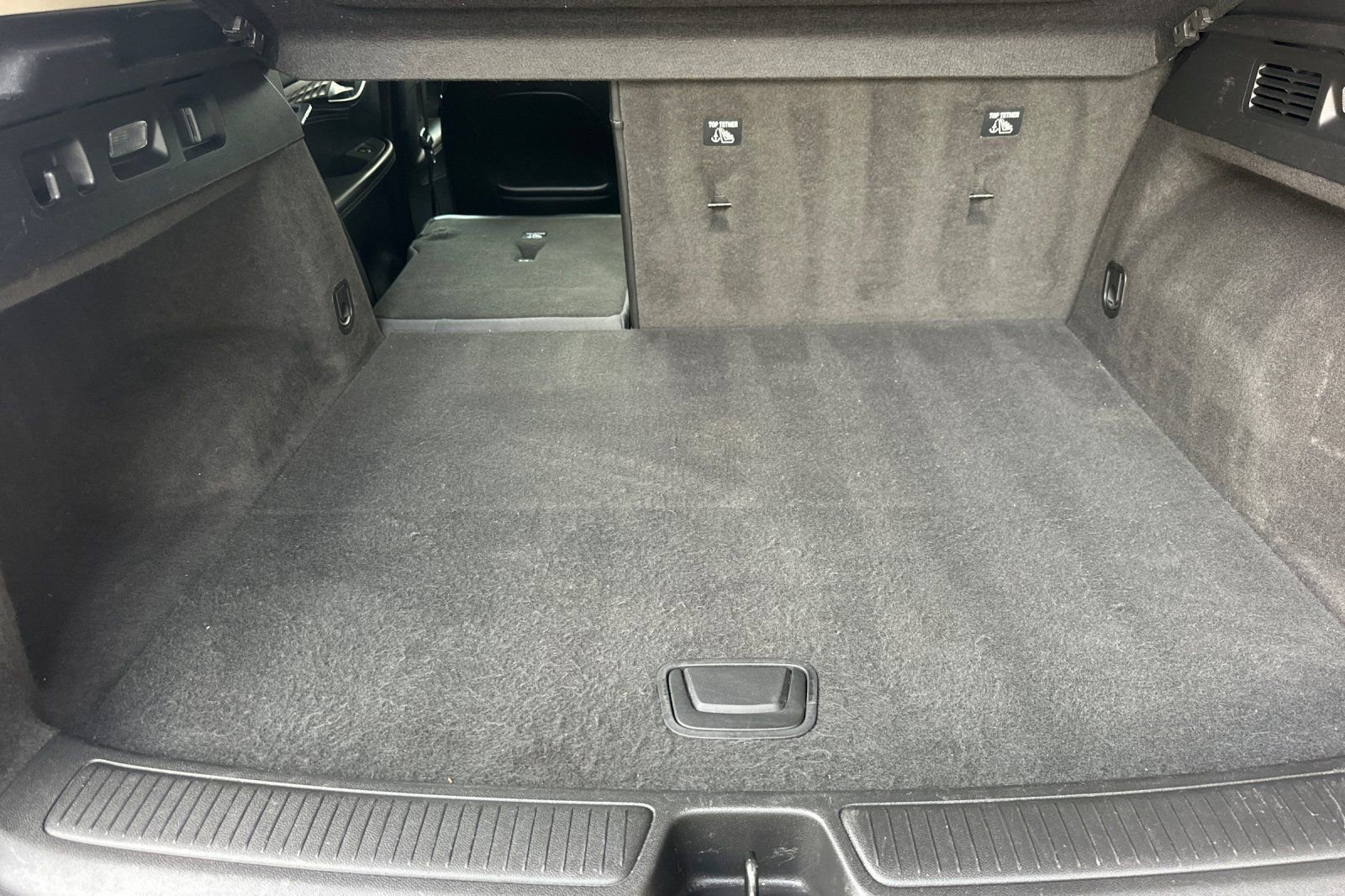 Certified 2022 Buick Envision Avenir w/ Technology Package II image 18