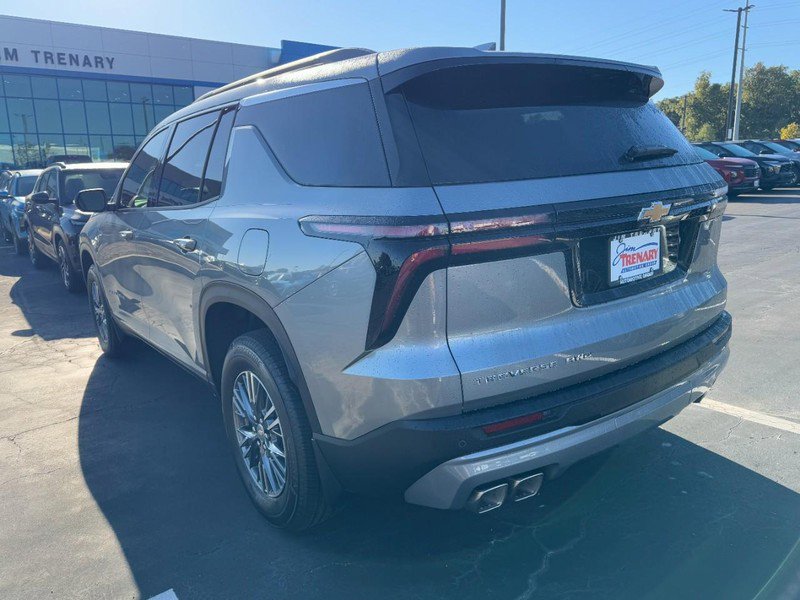 New 2026 Chevrolet Traverse LT w/ LPO, Floor Liner Package image 5