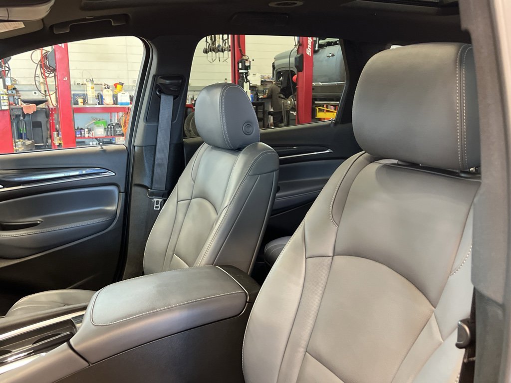 Used 2024 Buick Enclave Essence w/ Experience Buick Package image 19