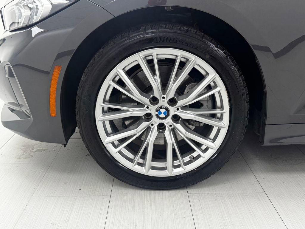 Used 2023 BMW 330i xDrive Sedan w/ Premium Package image 44
