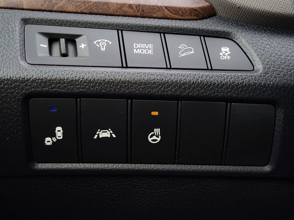 Used 2018 Hyundai Santa Fe Sport w/ 2.0T Ultimate Tech Package 05 image 13