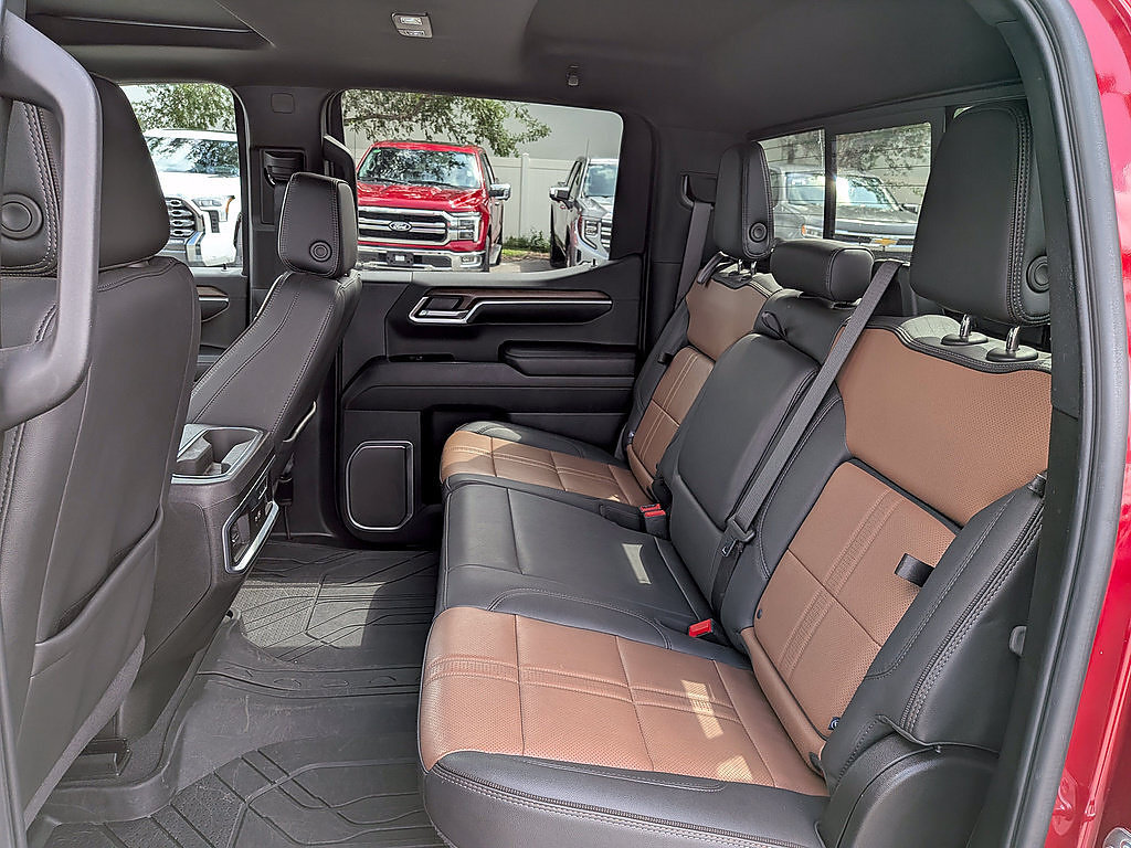 Certified 2025 Chevrolet Silverado 1500 High Country AWD/4WD image 72