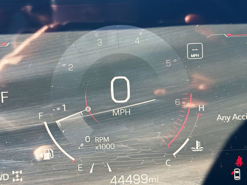 Used 2024 GMC Acadia Elevation image 40