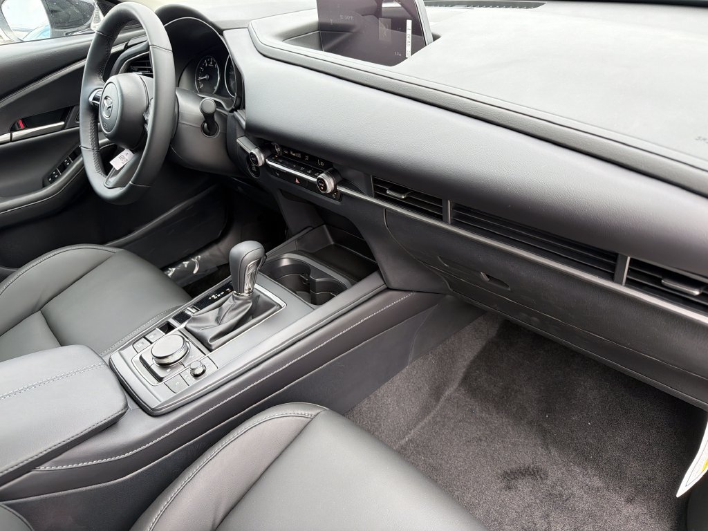 New 2026 MAZDA CX-30 AWD 2.5 S w/ Select Sport Pkg image 9