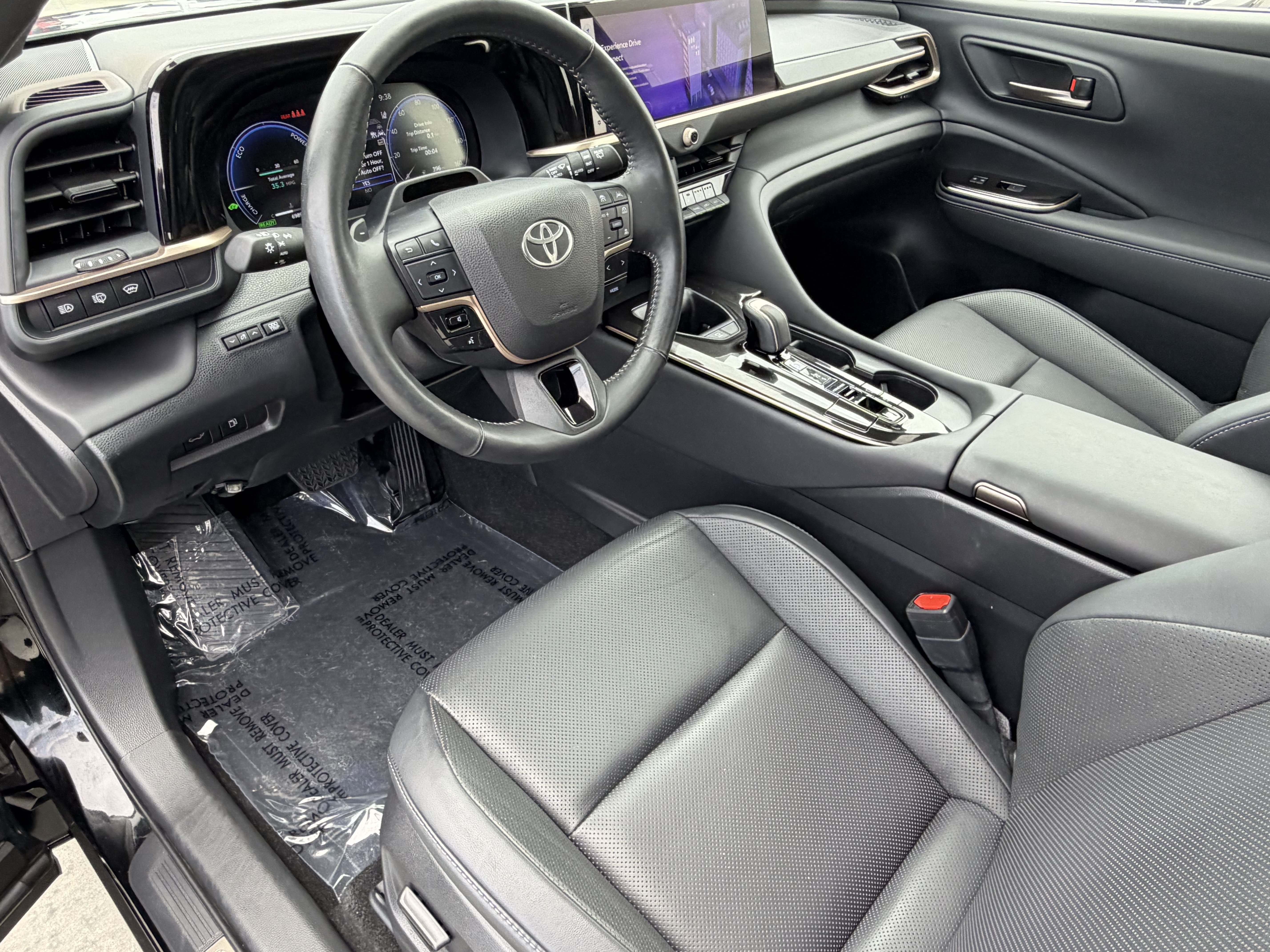 Certified 2025 Toyota Crown Signia w/ Advanced Technology Package AWD/4WD image 27