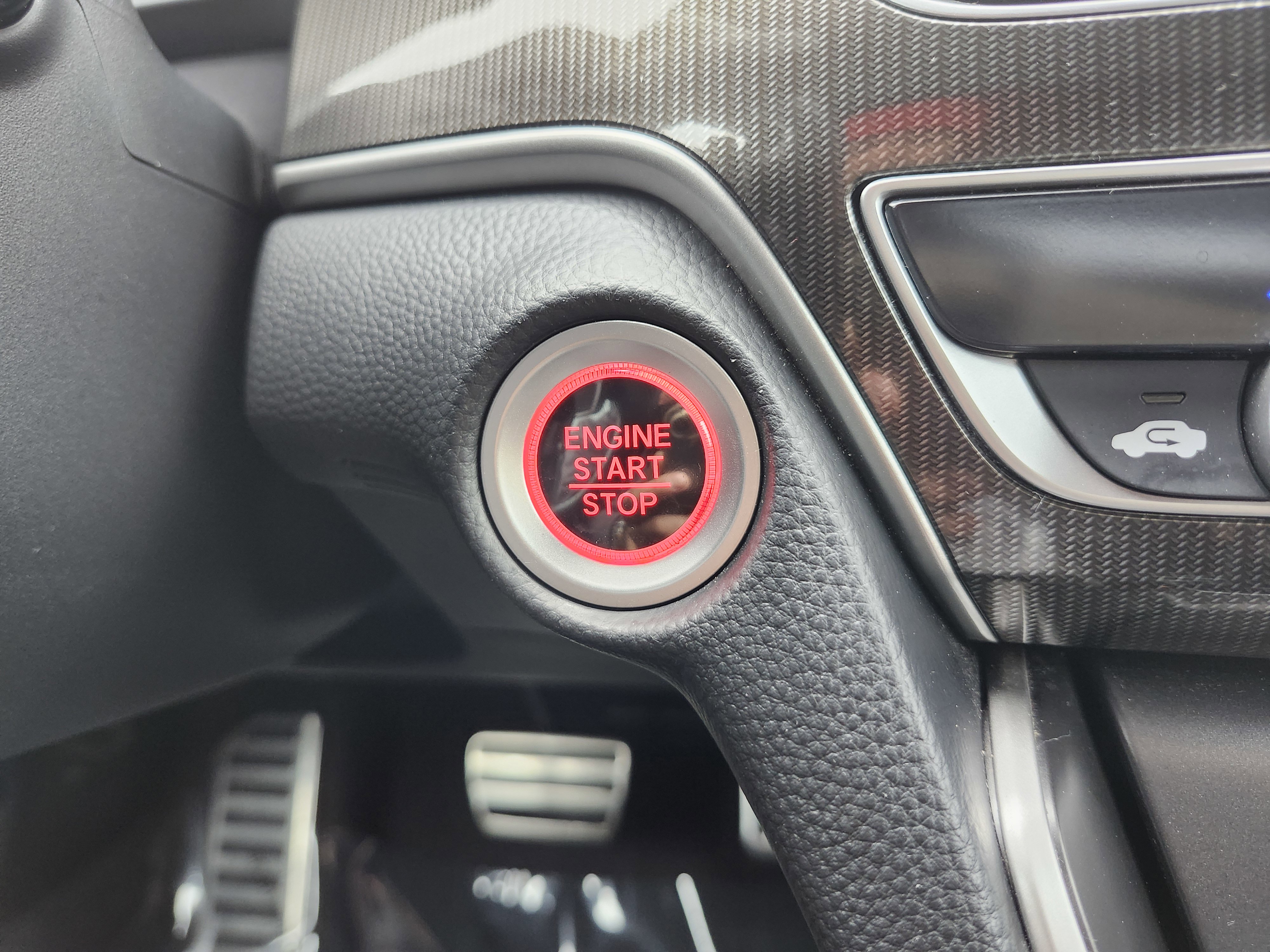 Used 2018 Honda Accord Sport image 6