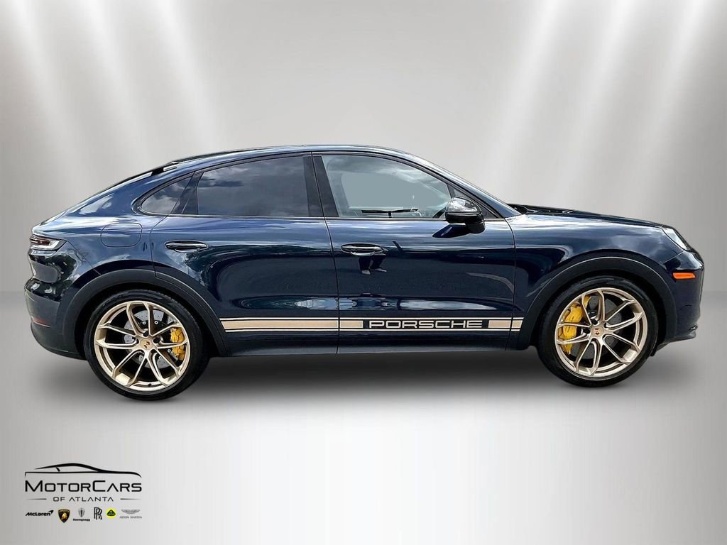 Used 2025 Porsche Cayenne Turbo GT AWD/4WD image 6