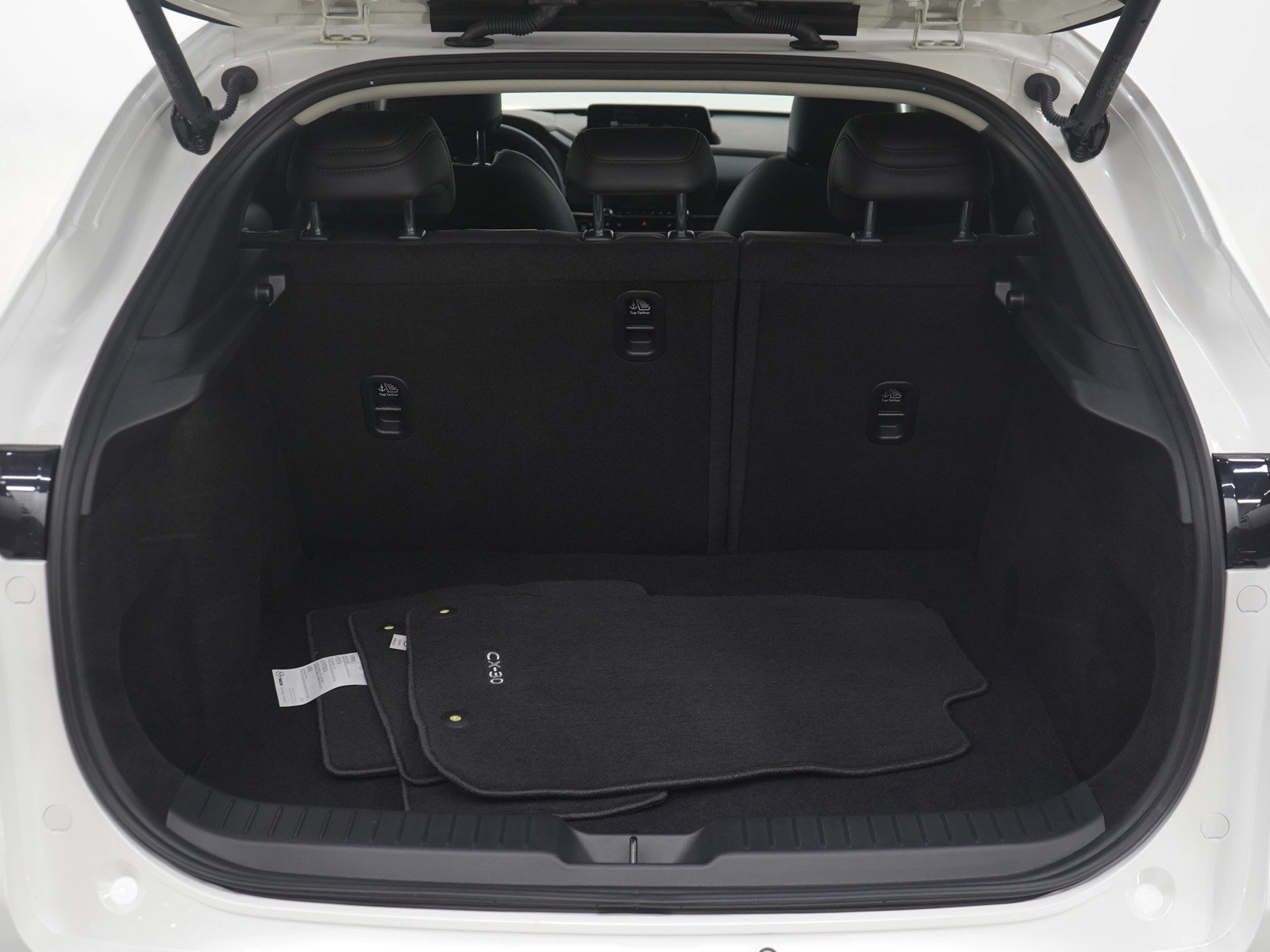 Used 2025 MAZDA CX-30 2.5 Turbo w/ Premium Plus Pkg image 17