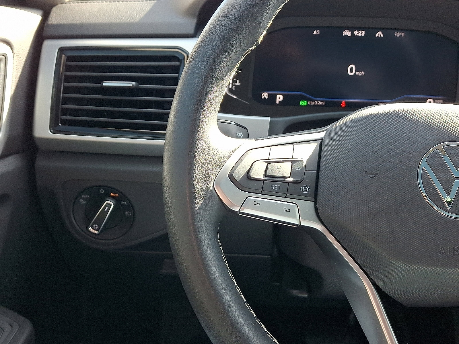 Used 2023 Volkswagen Atlas SE w/ Panoramic Sunroof Package image 21