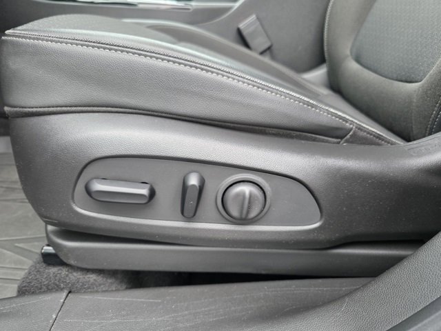 Used 2021 Buick Encore GX Select image 15