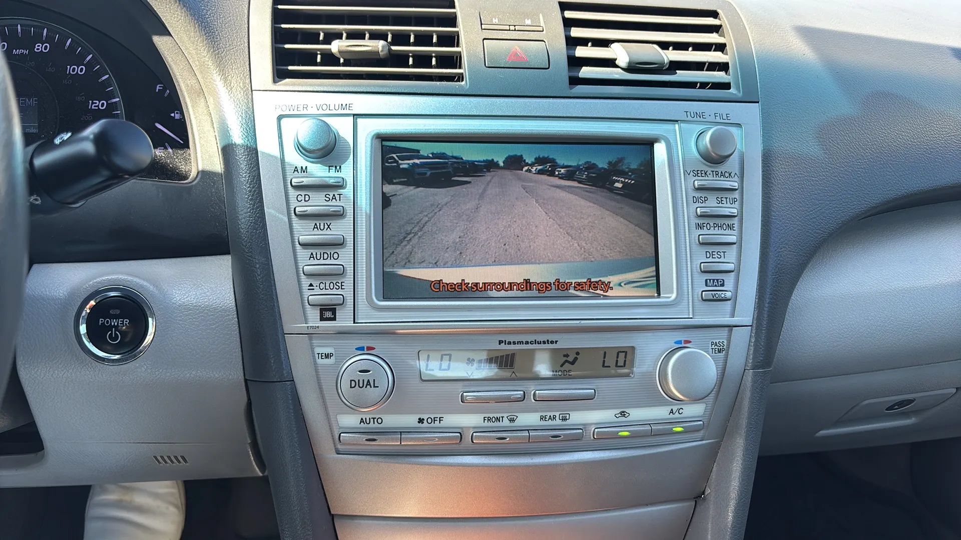 Used 2011 Toyota Camry Hybrid FWD image 26