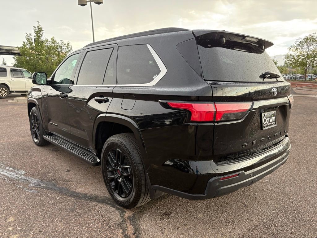 Used 2025 Toyota Sequoia SR5 image 8